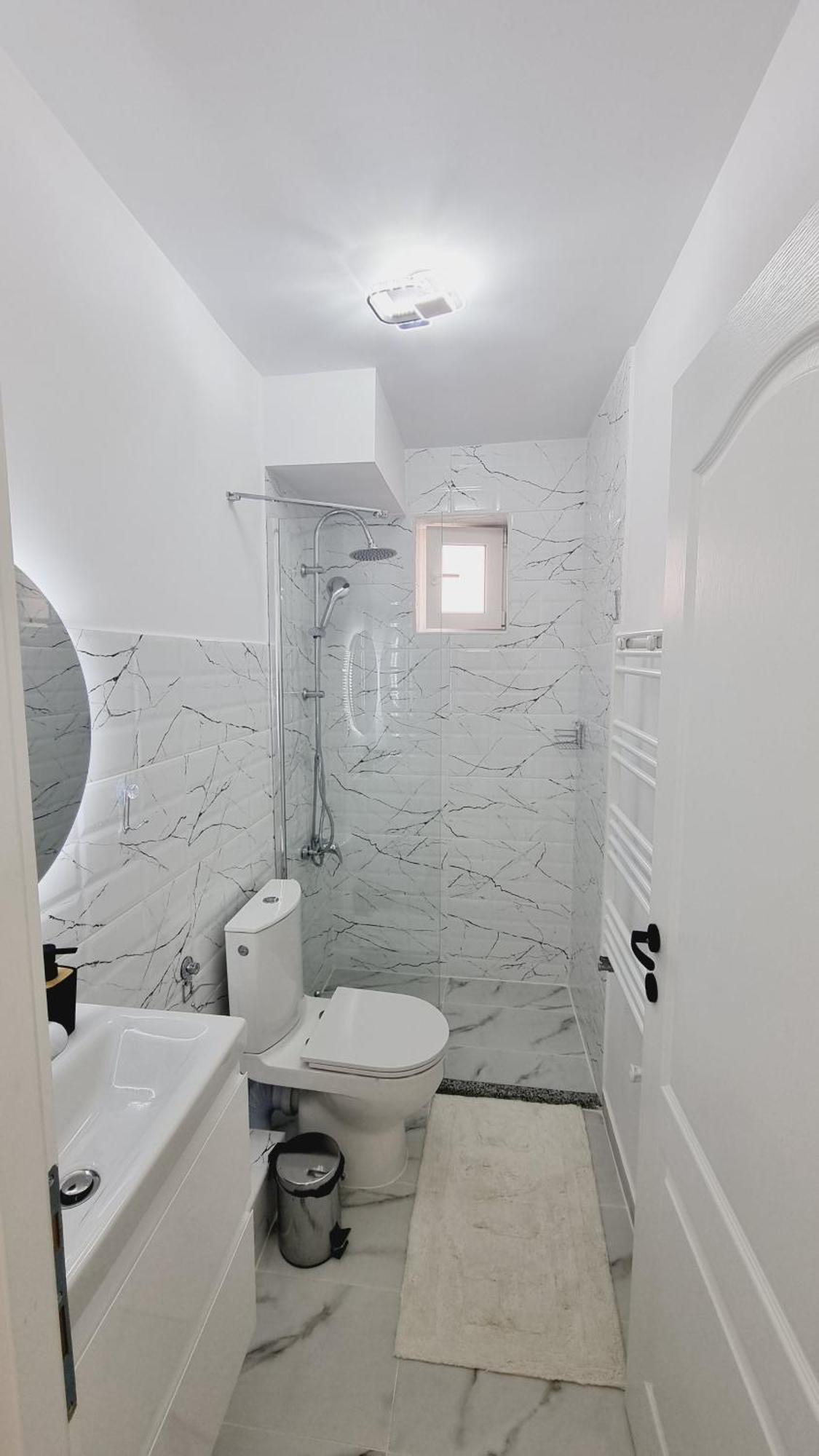 Apartament Central Pe Pietonala Nr2 Χουνεντοάρα Εξωτερικό φωτογραφία
