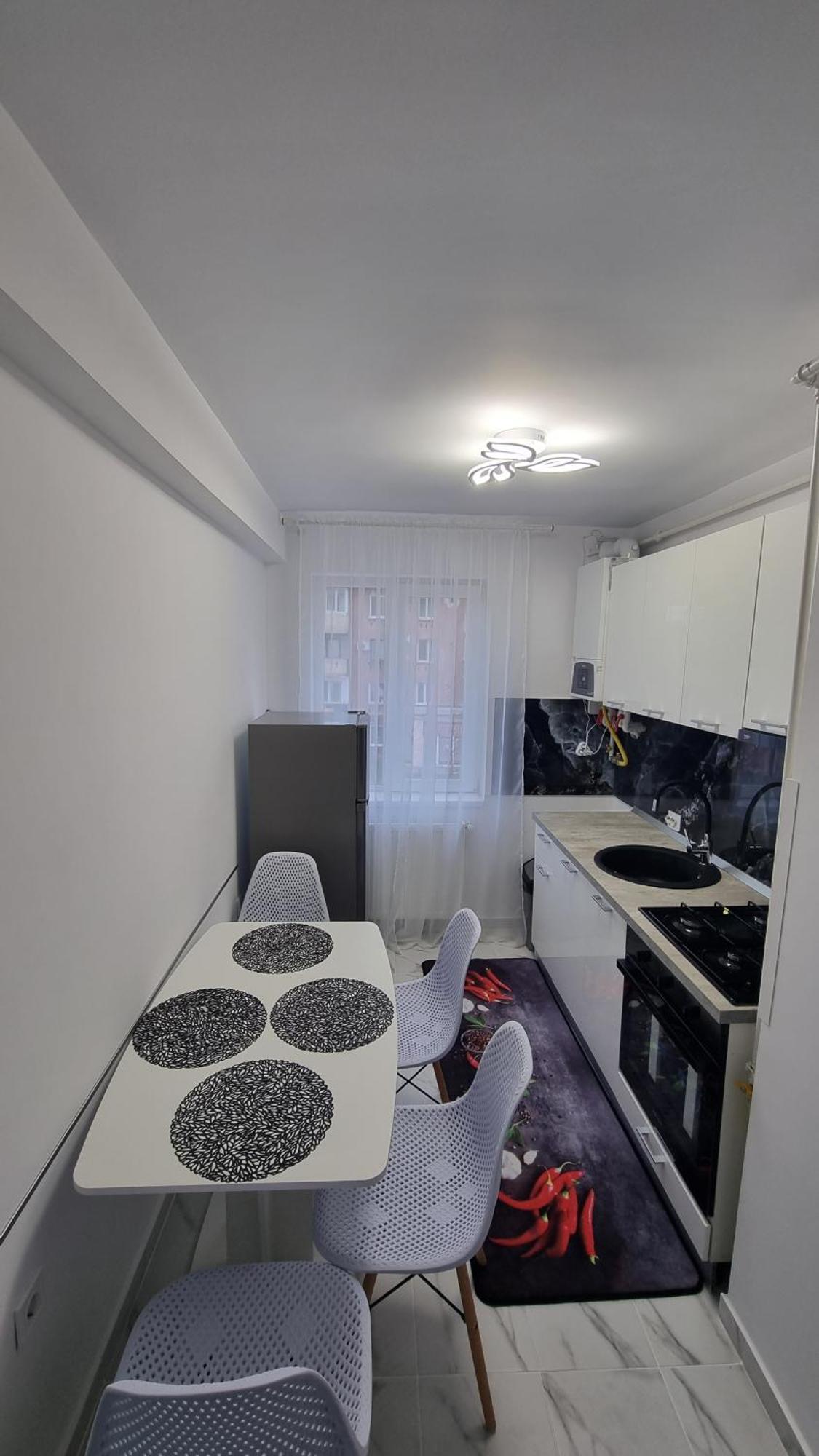 Apartament Central Pe Pietonala Nr2 Χουνεντοάρα Εξωτερικό φωτογραφία