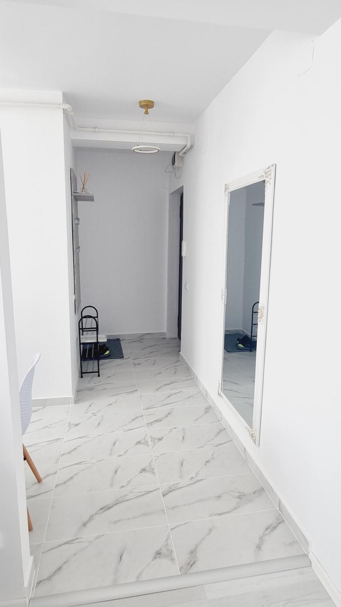Apartament Central Pe Pietonala Nr2 Χουνεντοάρα Εξωτερικό φωτογραφία