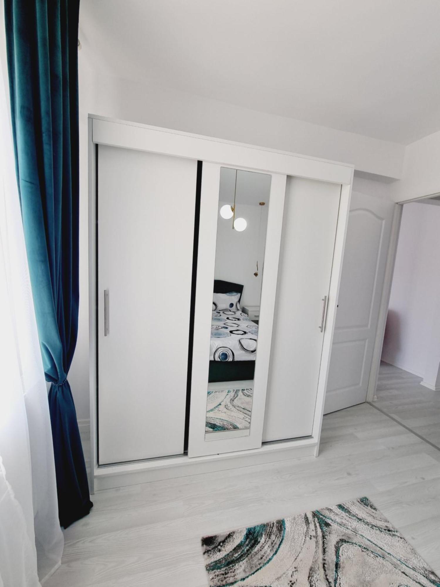 Apartament Central Pe Pietonala Nr2 Χουνεντοάρα Εξωτερικό φωτογραφία