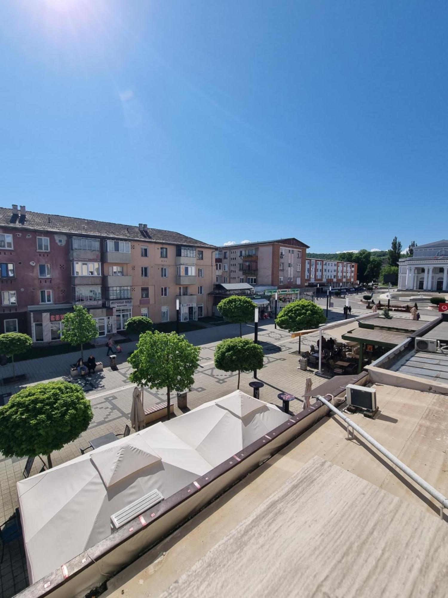 Apartament Central Pe Pietonala Nr2 Χουνεντοάρα Εξωτερικό φωτογραφία