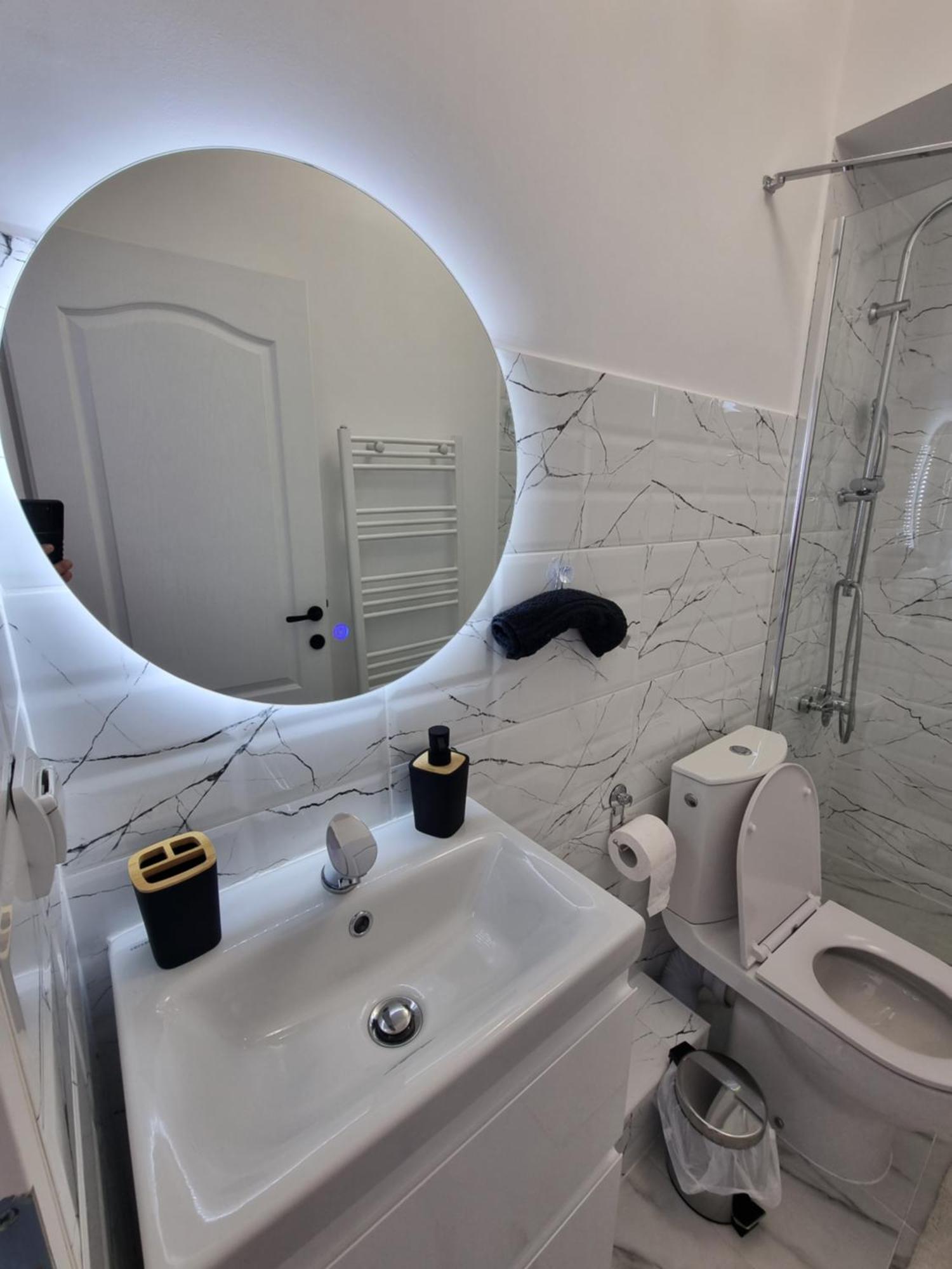 Apartament Central Pe Pietonala Nr2 Χουνεντοάρα Εξωτερικό φωτογραφία