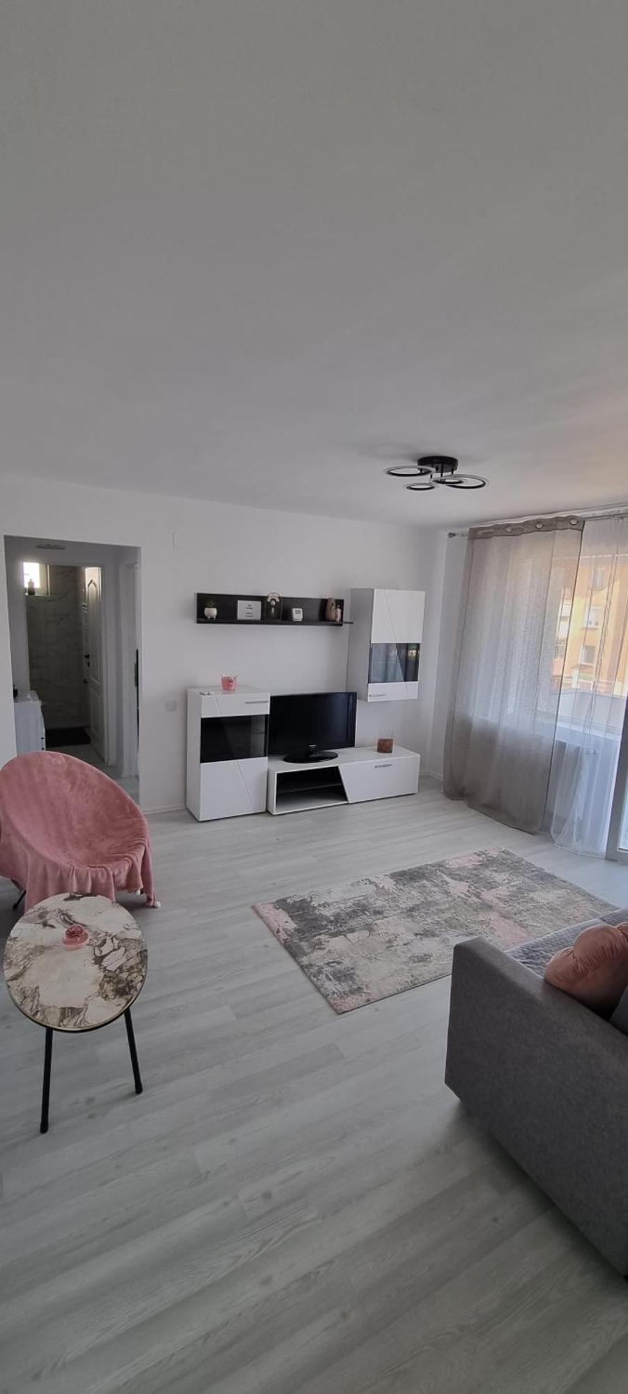 Apartament Central Pe Pietonala Nr2 Χουνεντοάρα Εξωτερικό φωτογραφία